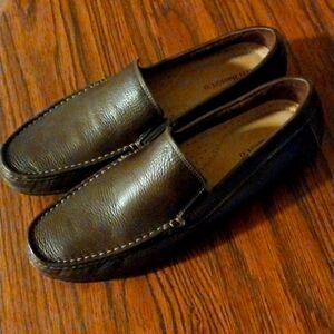 G. H. Bass pebble leather upper slip on loafers size 11M